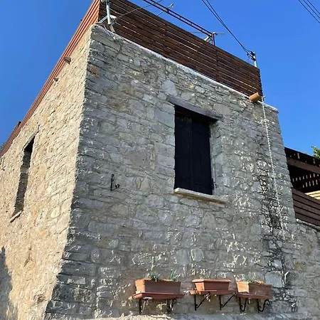 Апартаменты Mesana Cottage *