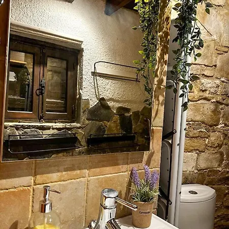 Lejlighed Mesana Cottage